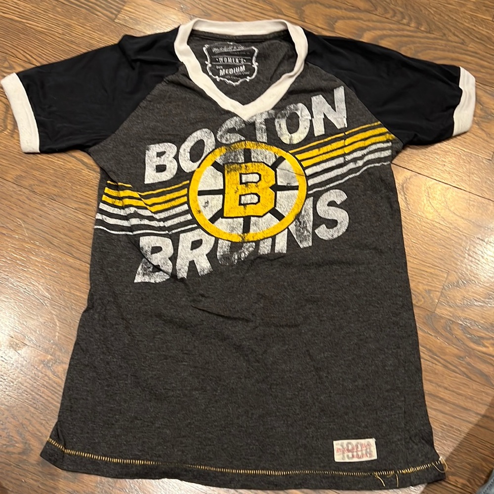 Mitchell & Ness Boston Bruins ladies T with pocket - size M